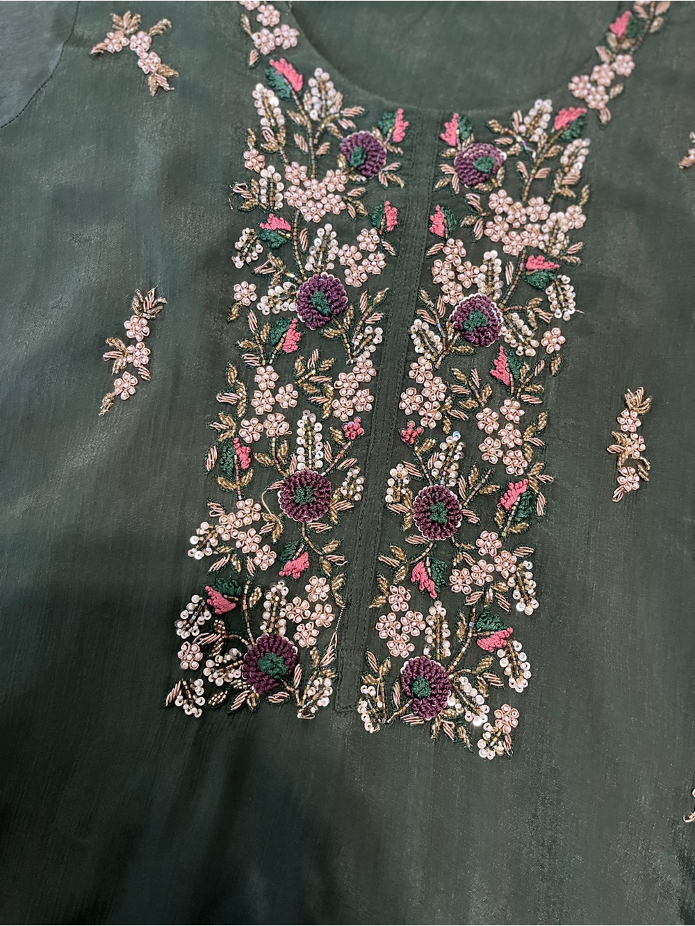 Embroidered Green 3 piece gharara Set - Picture 5 of 6
